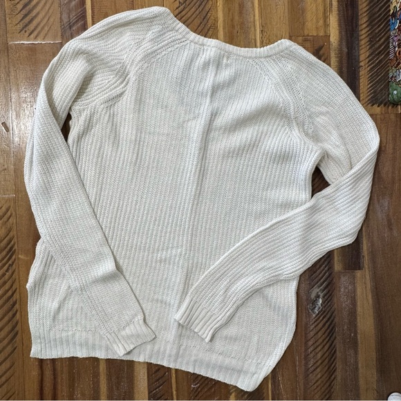SO Cream Knitted Long Sleeve V Neck Sweatshirt - Picture 4 of 9